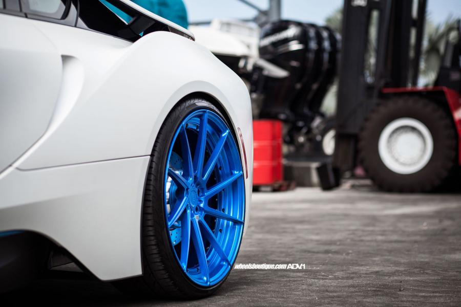  BMW i8 on ADV.1 Wheels (ADV10RMV2SL) 2015 года  (фото 13 из 18)